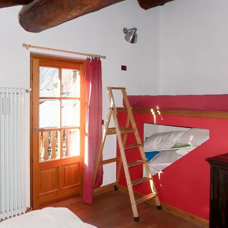 Сasa de vacaciones Locazione Turistica Maison De Suis - Vou302 *